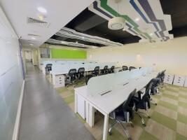 Workstation floor, alternate view, Cyber One, Vashi